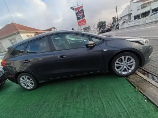 Kia Ceed SW 1.4 CRDi More 5