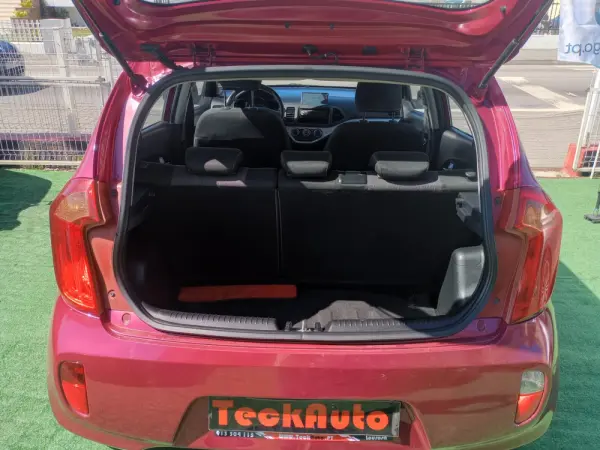 Kia Picanto 1.0L EX 9