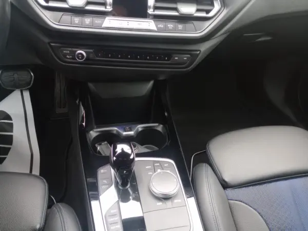 BMW 216 Gran Coupé d Pack Desportivo M 23