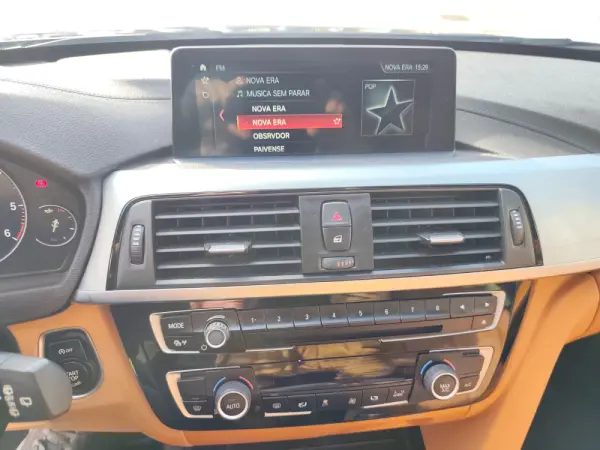 BMW 320 d Line Sport 32