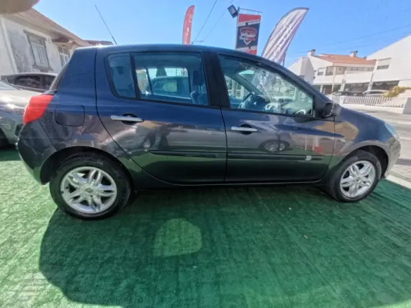 Renault Clio 1.2 16V Dynamique 7