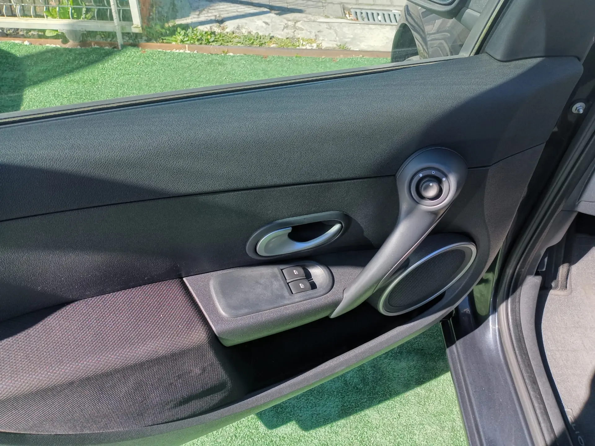 Renault Clio 1.2 16V Dynamique 11