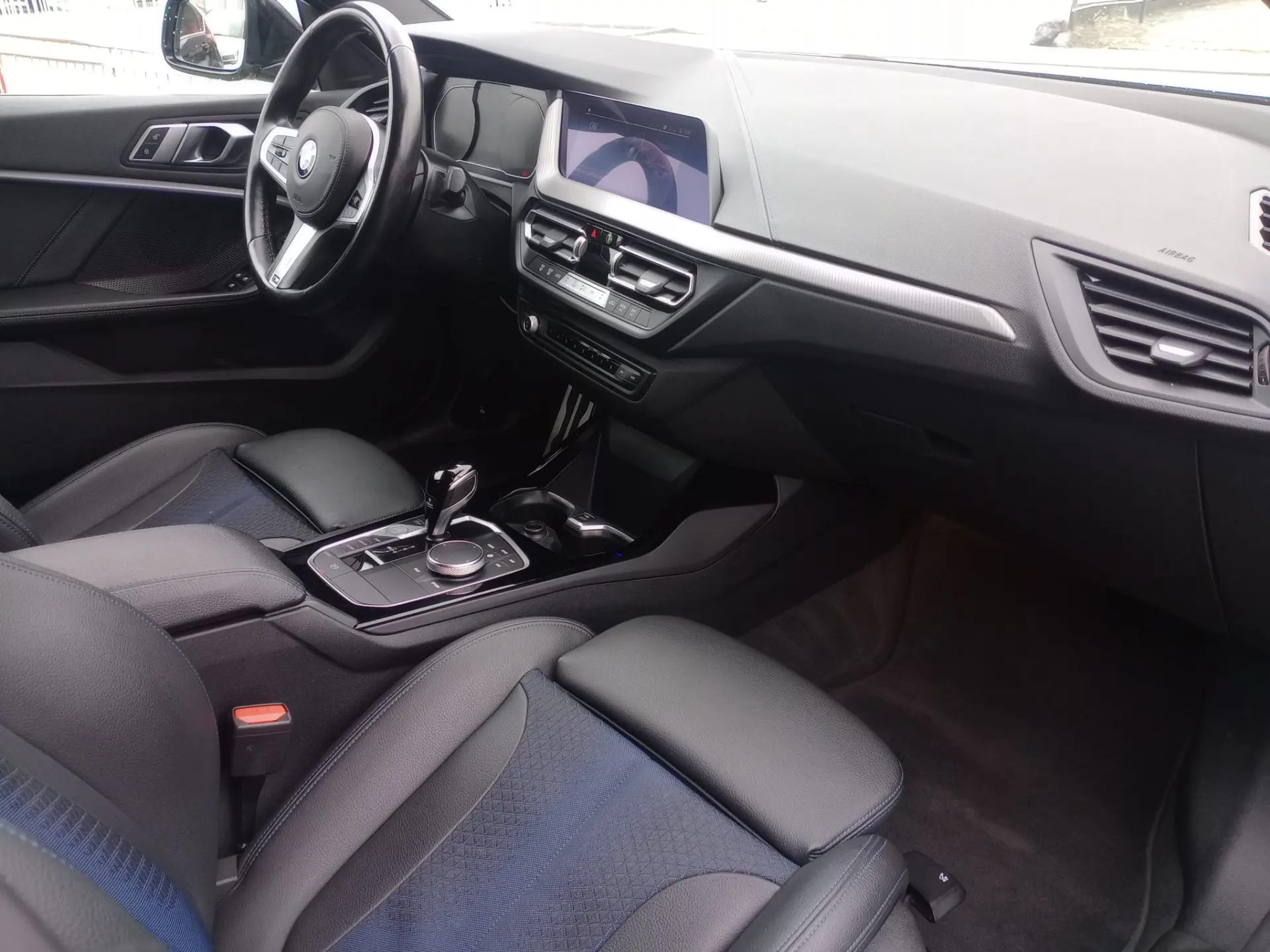 BMW 216 Gran Coupé d Pack Desportivo M 31