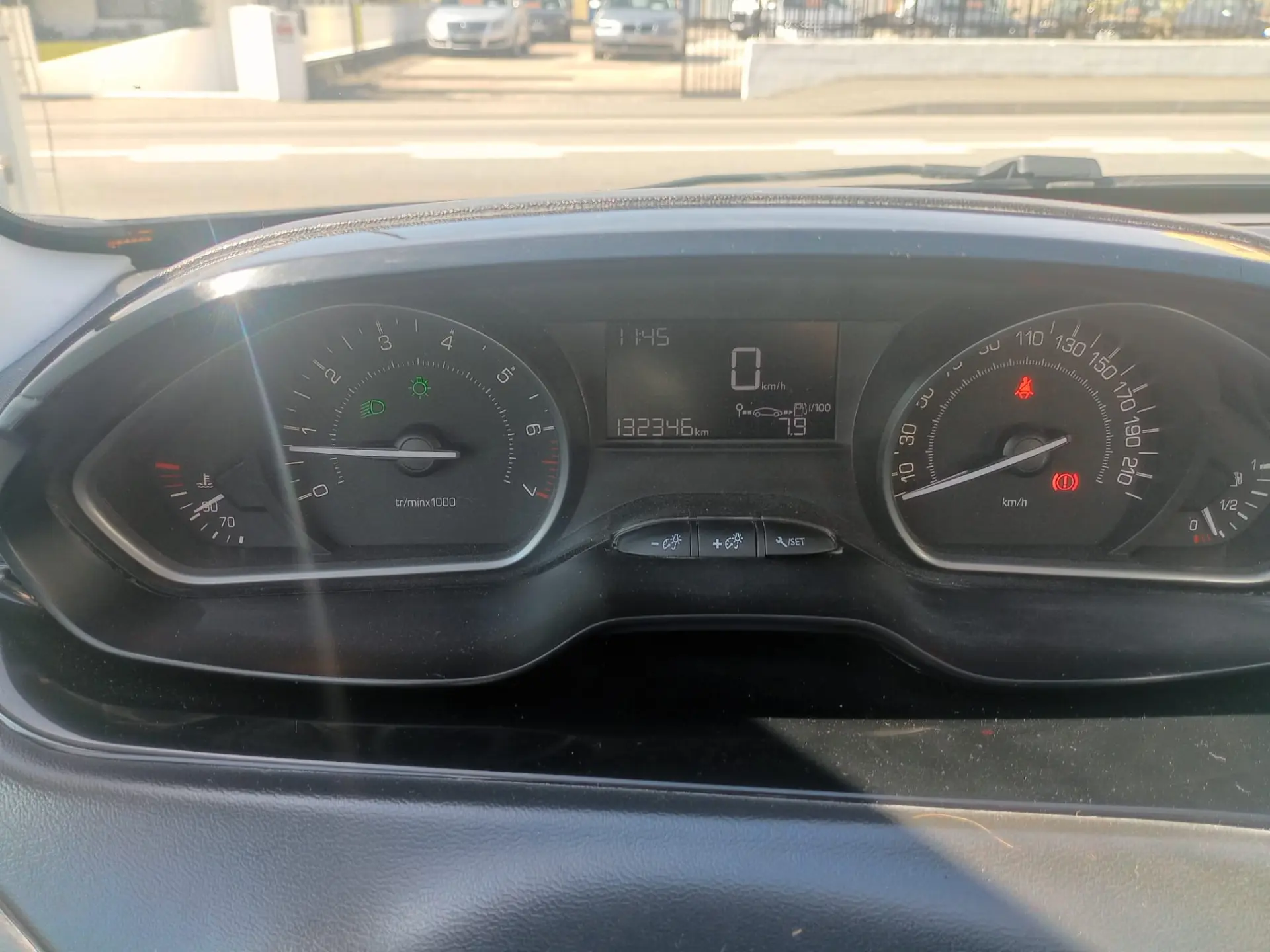 Peugeot 208 PureTech 82 Winter Edition 16