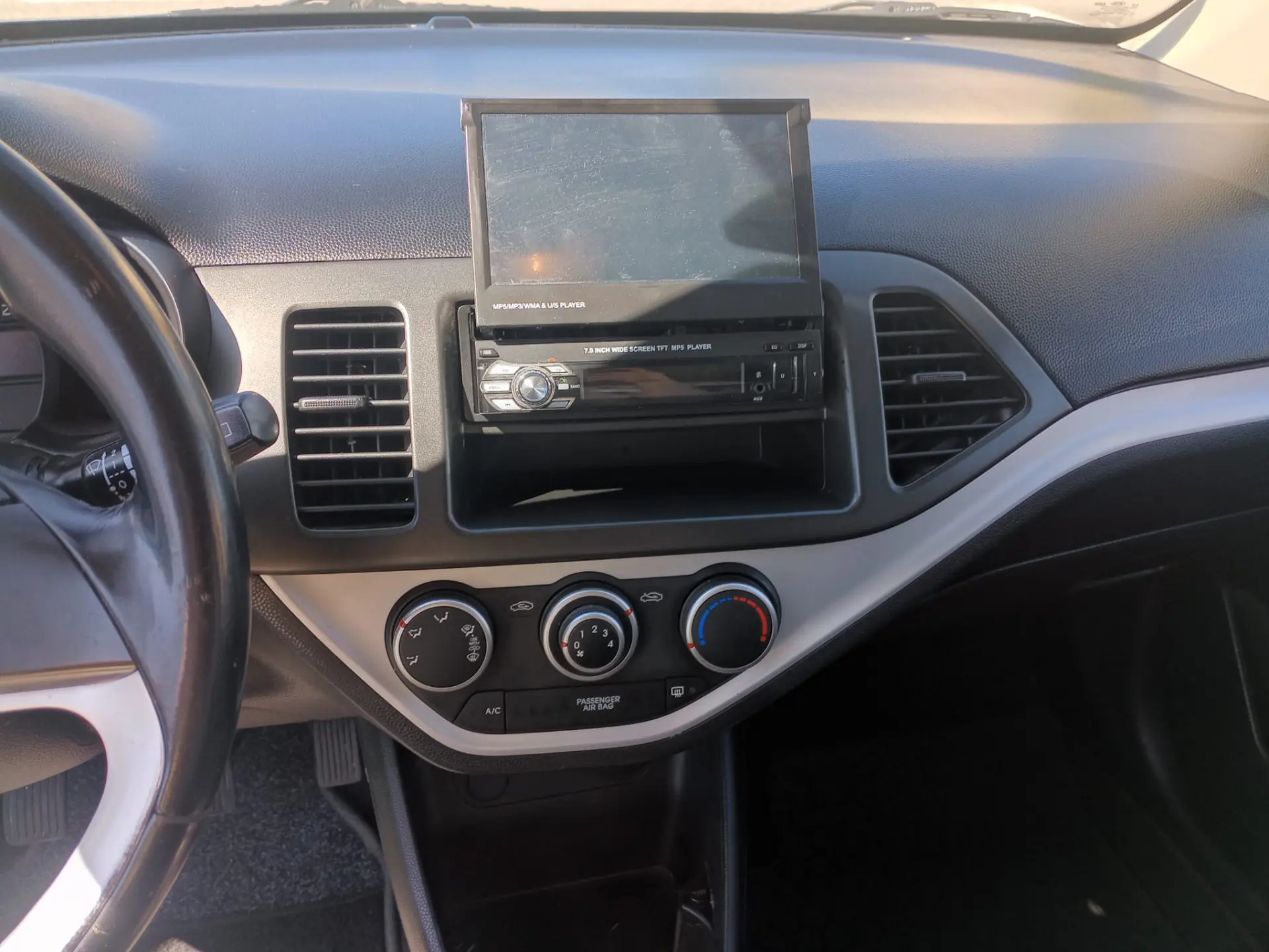 Kia Picanto 1.0L EX 19