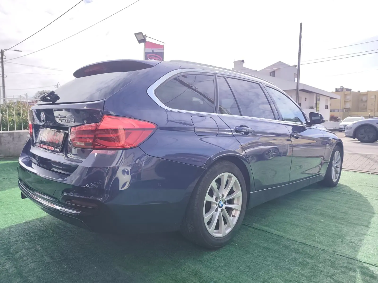 BMW 320 d Line Sport 5