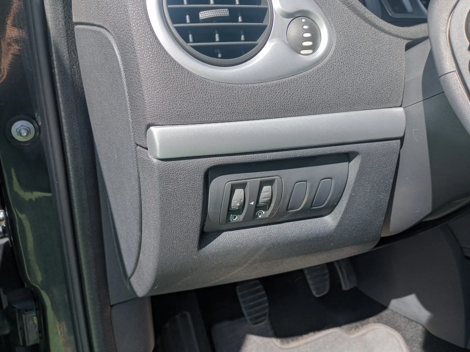 Renault Clio 1.2 16V Dynamique 14