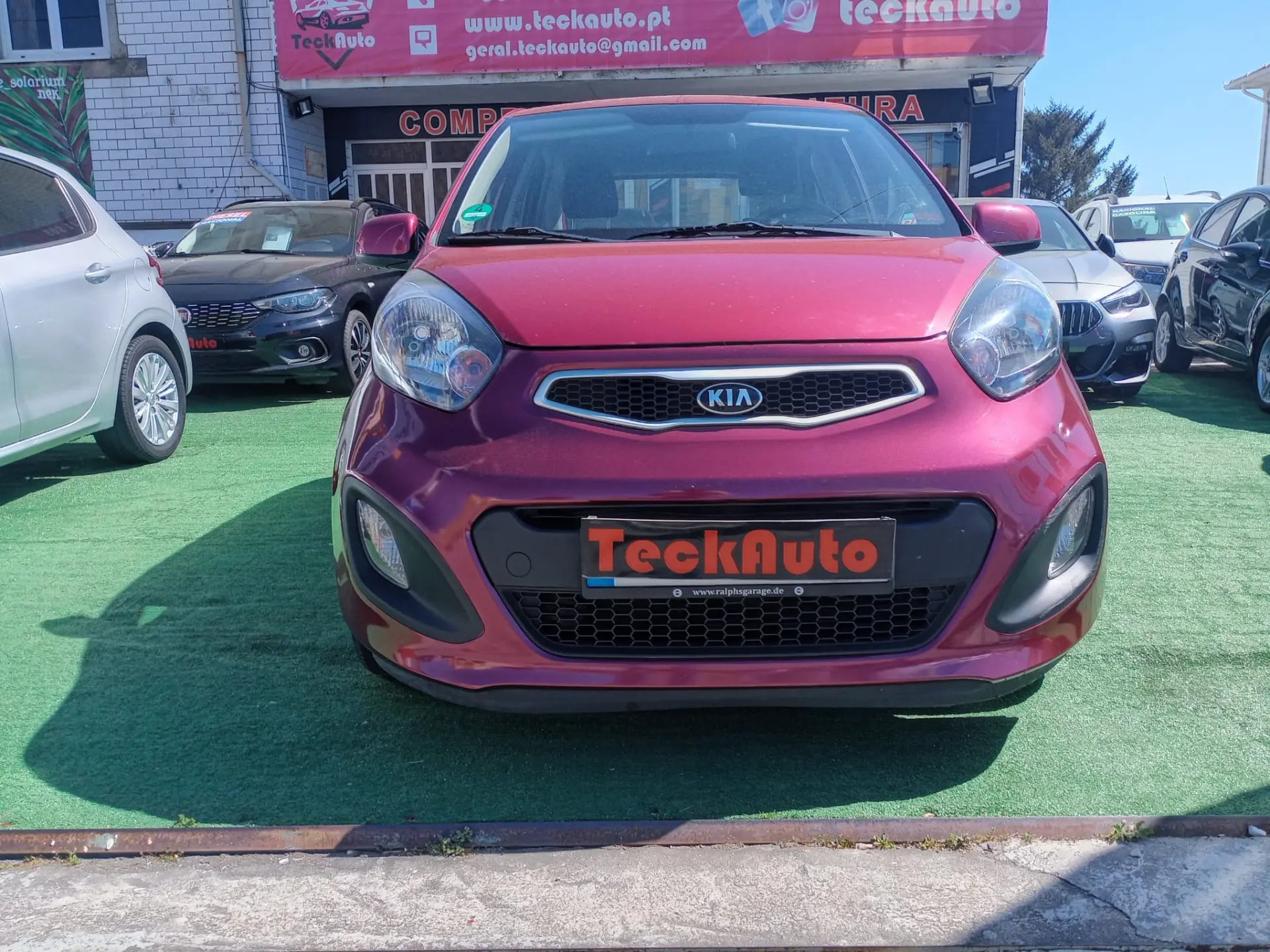 Kia Picanto 1.0L EX 3