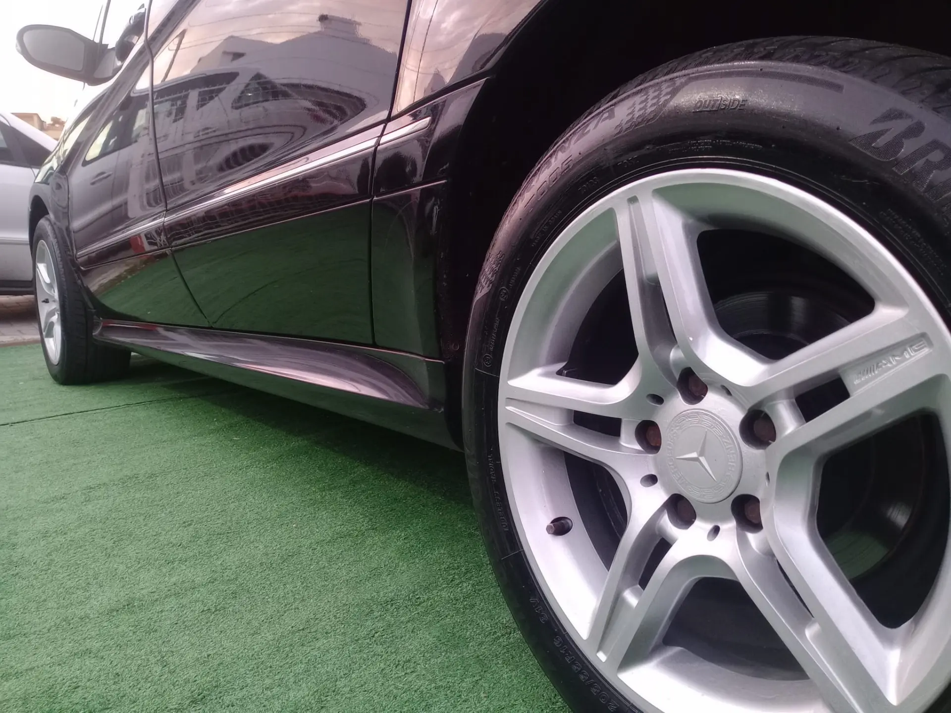 Mercedes-Benz B 180 11