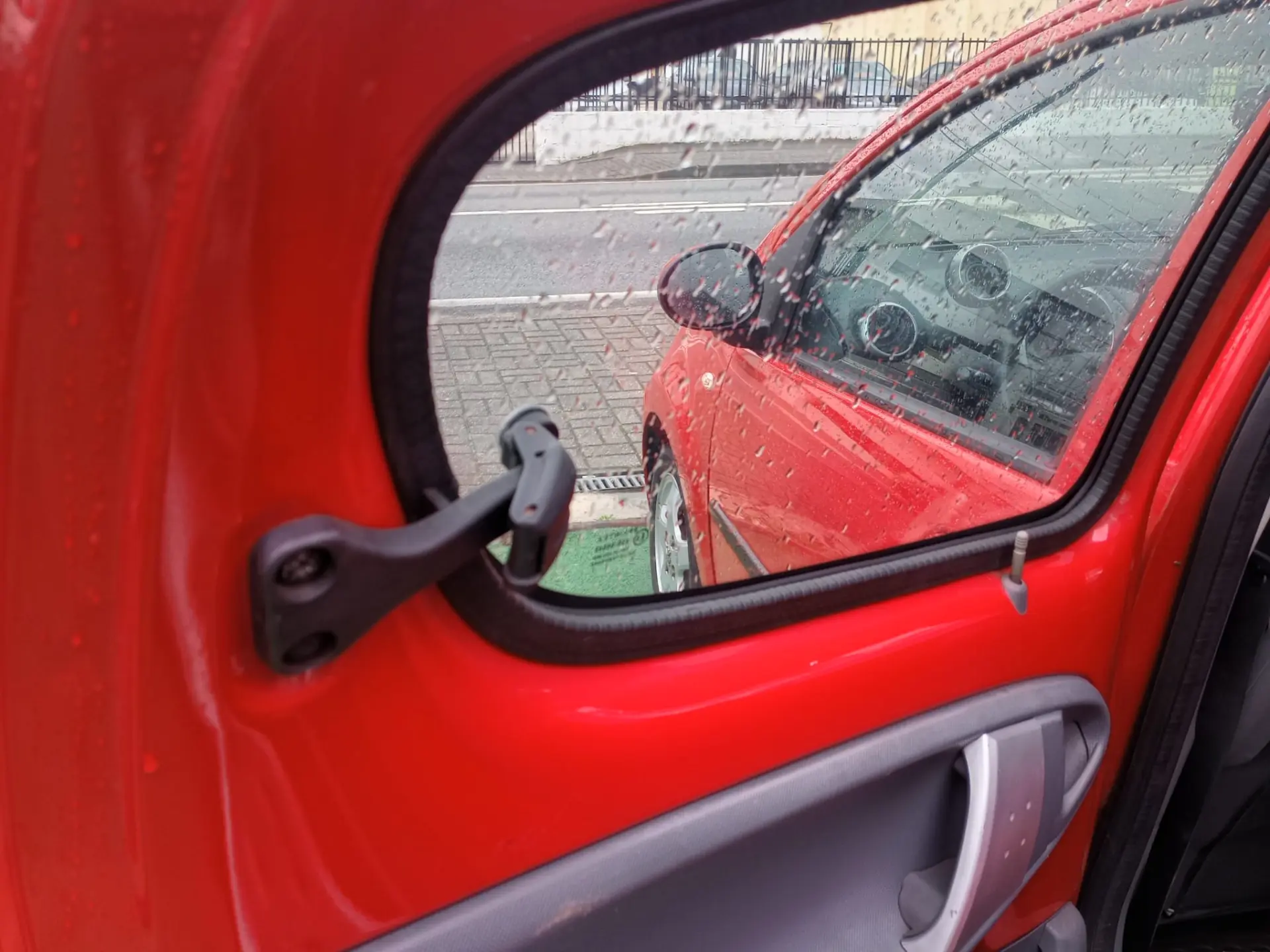 Peugeot 107 1.0 Active 16