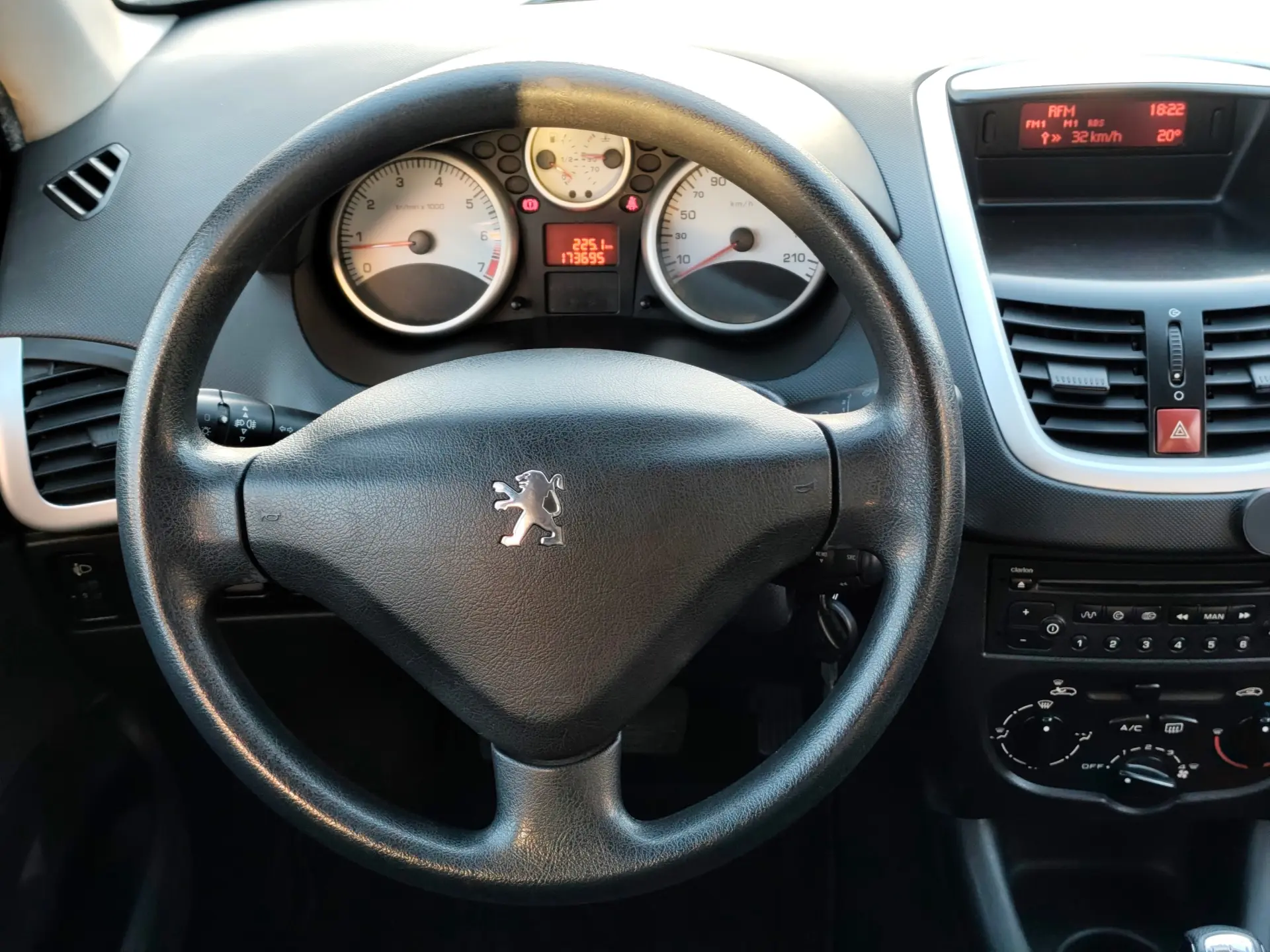Peugeot 206+ 1.1 Trendy 16