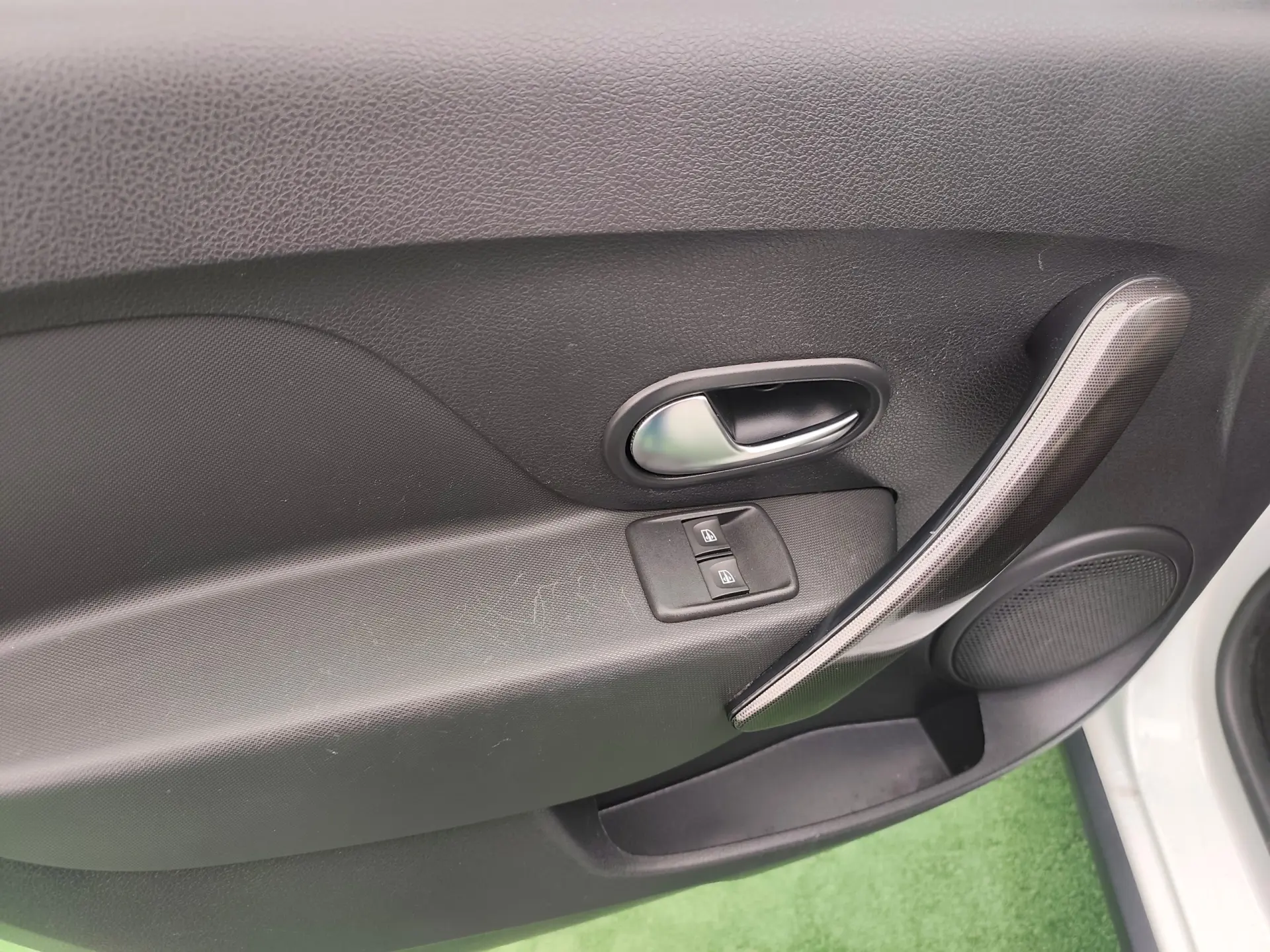 Dacia Logan MCV 0.9 TCe Stepway 17