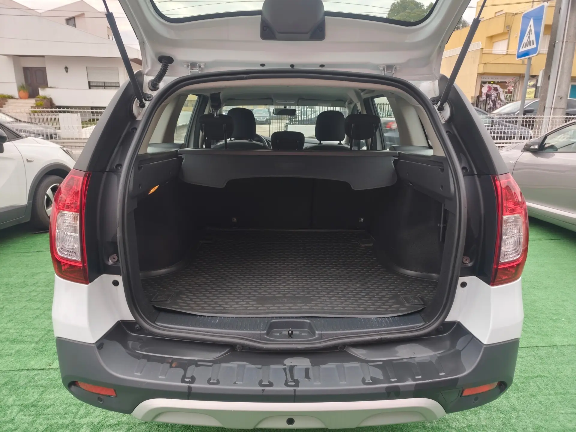 Dacia Logan MCV 0.9 TCe Stepway 12