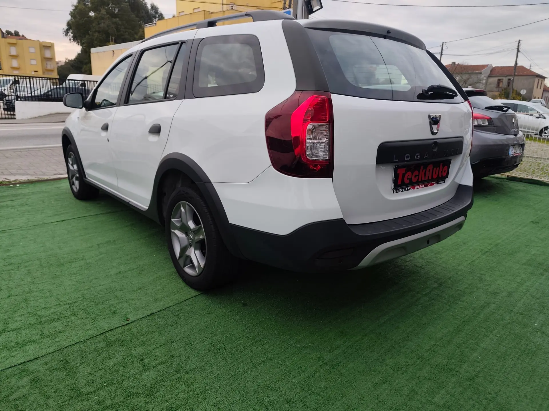 Dacia Logan MCV 0.9 TCe Stepway 5