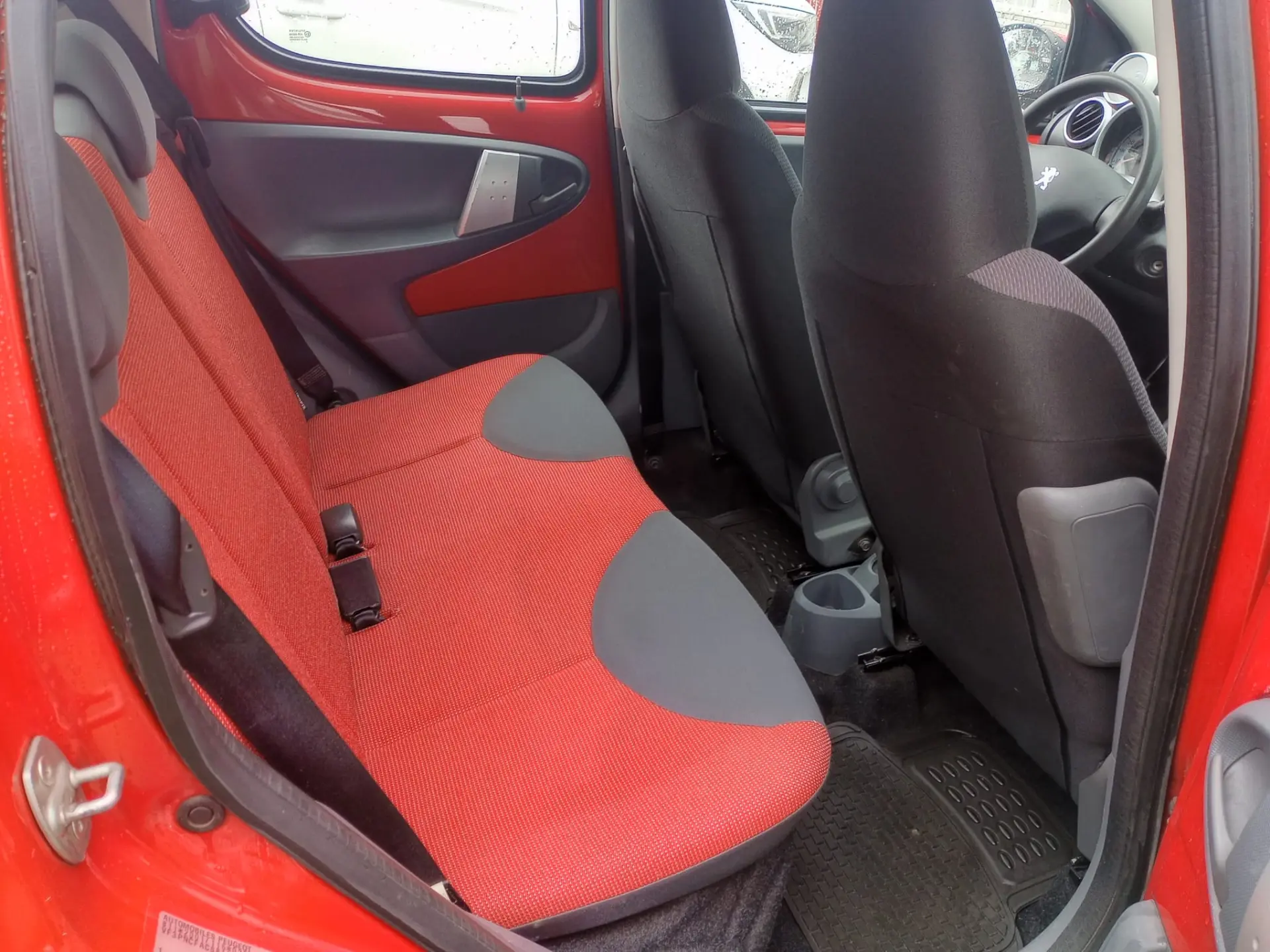 Peugeot 107 1.0 Active 17