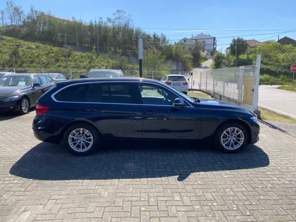 BMW 320 d Advantage Auto 4