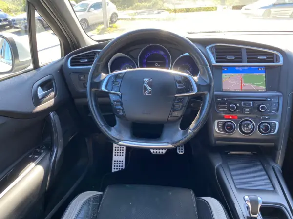 DS DS4 1.6 BlueHDi So Chic EAT6 11