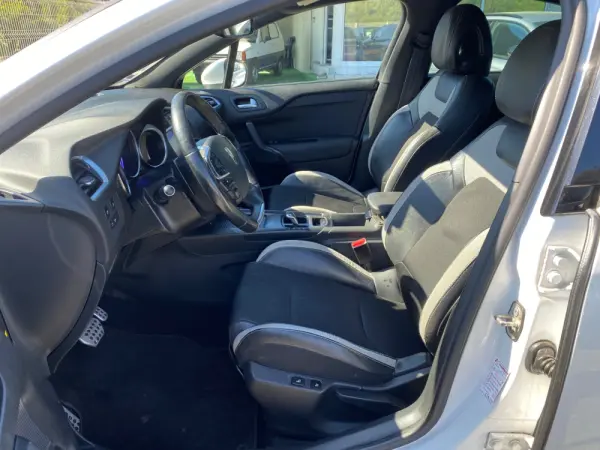 DS DS4 1.6 BlueHDi So Chic EAT6 9