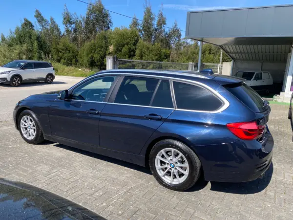 BMW 320 d Advantage Auto 6
