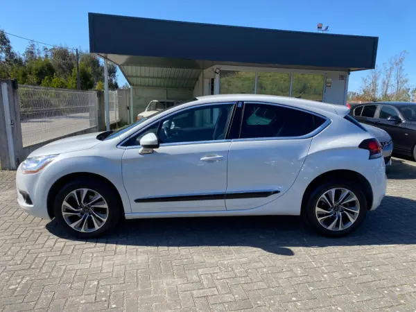 DS DS4 1.6 BlueHDi So Chic EAT6 8