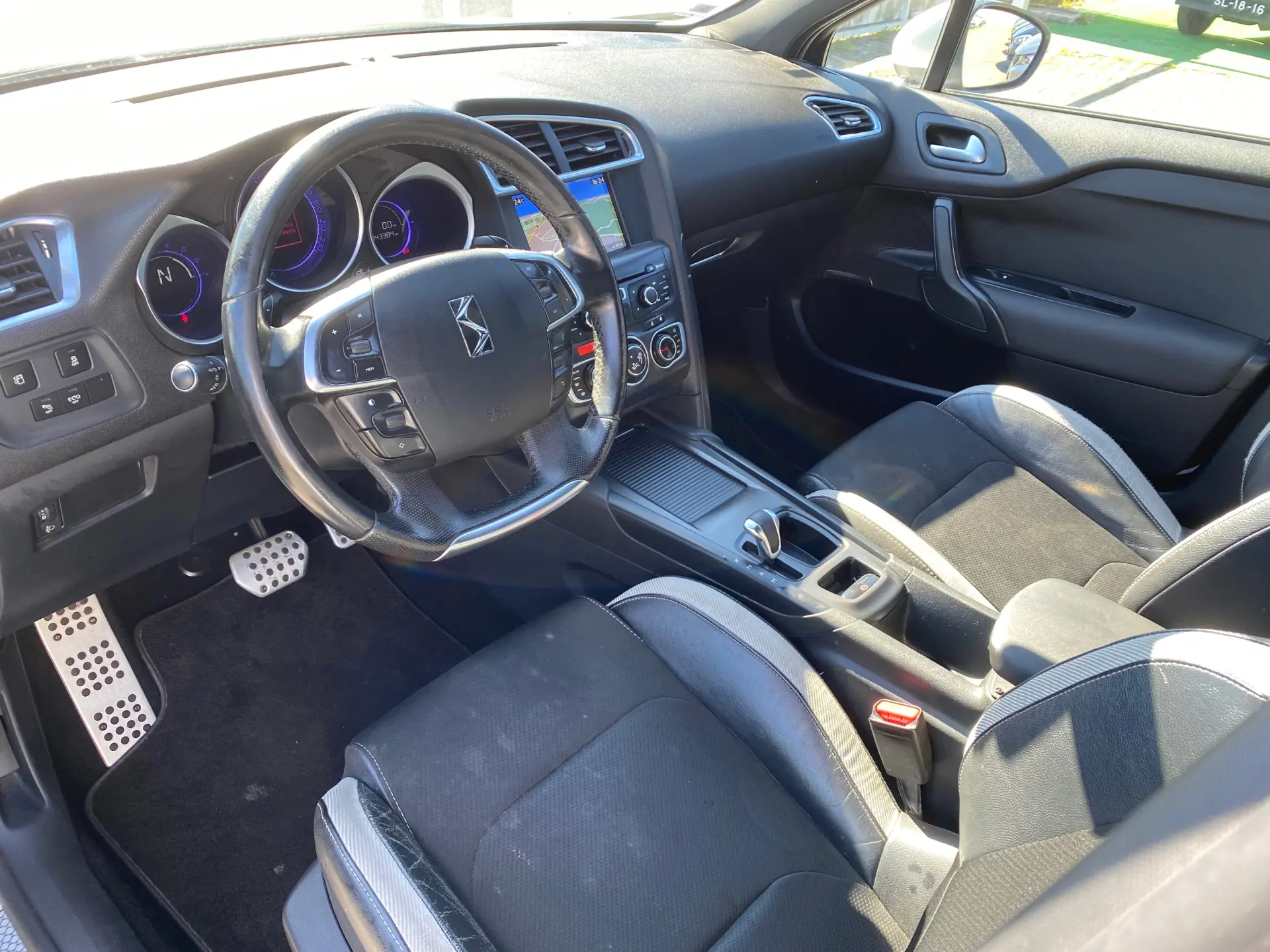 DS DS4 1.6 BlueHDi So Chic EAT6 10