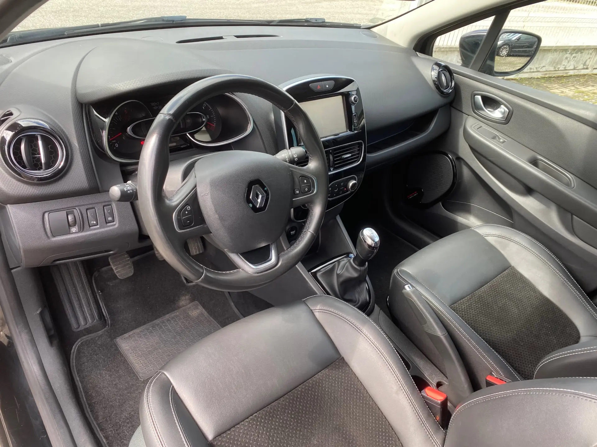 Renault Clio 1.5 dCi Luxe 10
