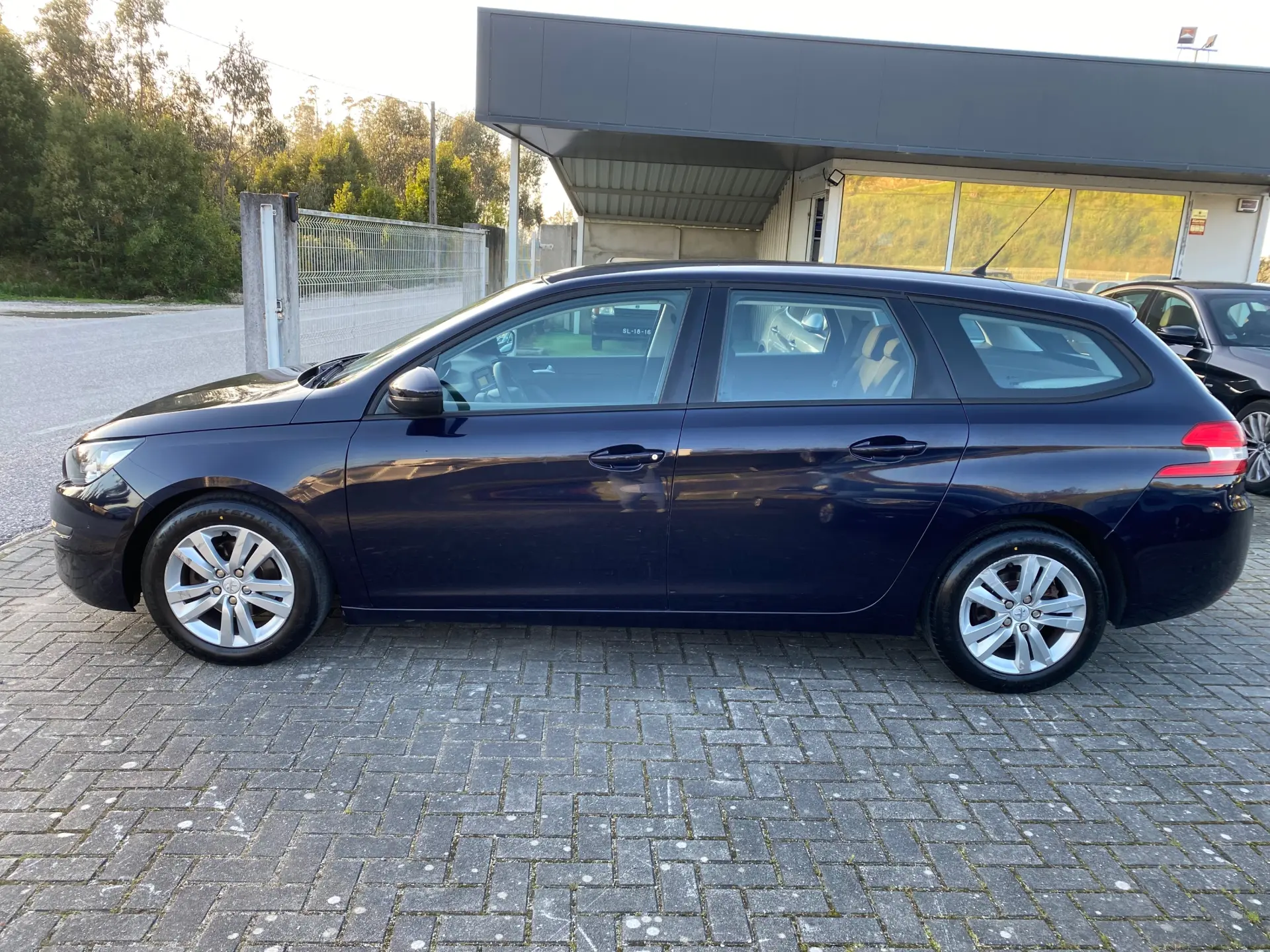 Peugeot 308 SW 1.6 BlueHDi Business Line 8