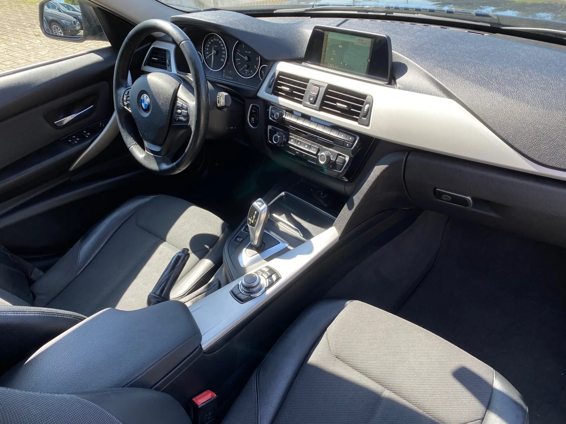 BMW 320 d Advantage Auto 11