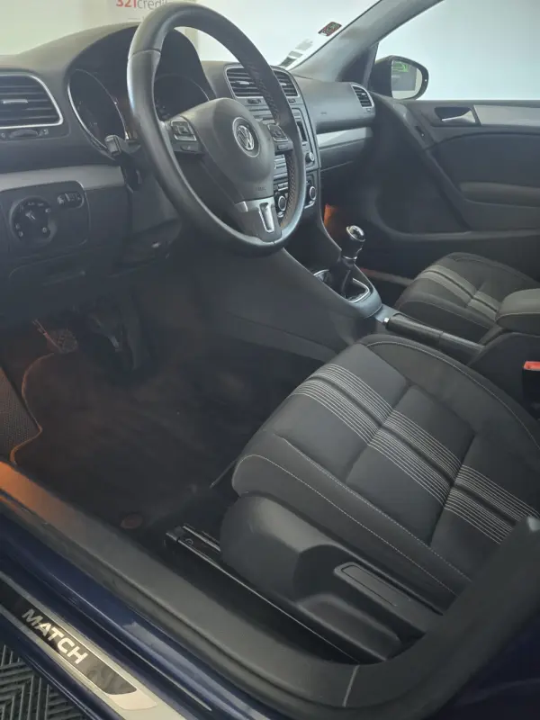 Volkswagen Golf 1.6 TDi Trendline 10