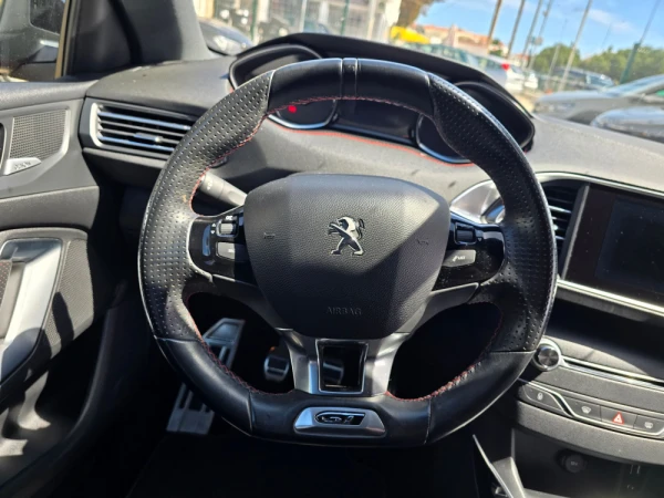 Peugeot 308 GT 12