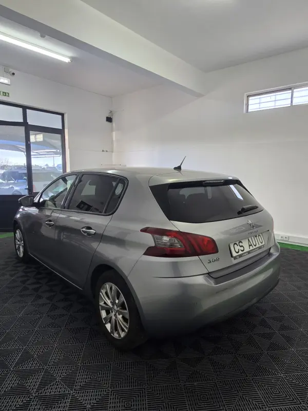 Peugeot 308 1.5 BlueHDi Style 3