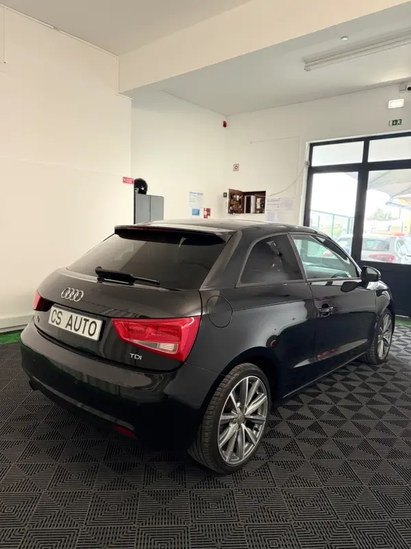 Audi A1 1.6 TDI Advance 5