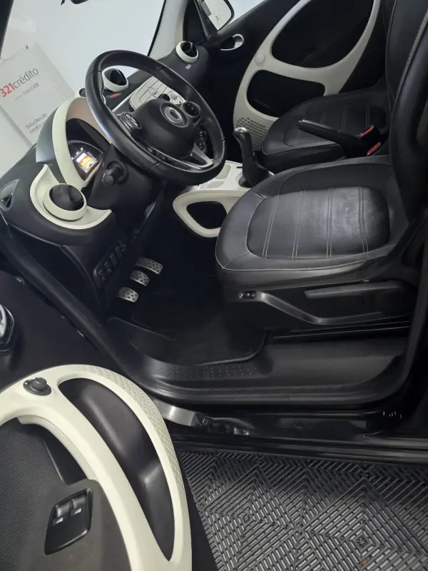 Smart ForFour Outro 7