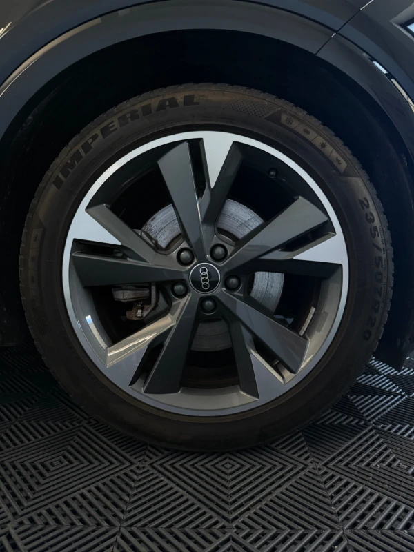 Audi Q4 e-tron Q4 35 E-TRON 5