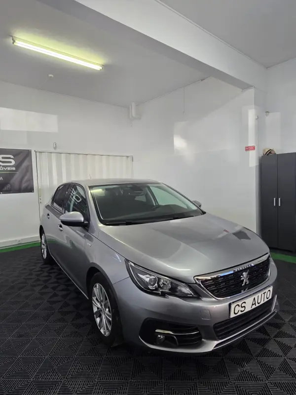 Peugeot 308 1.5 BlueHDi Style 4