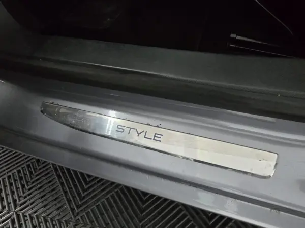 Peugeot 308 1.5 BlueHDi Style 7