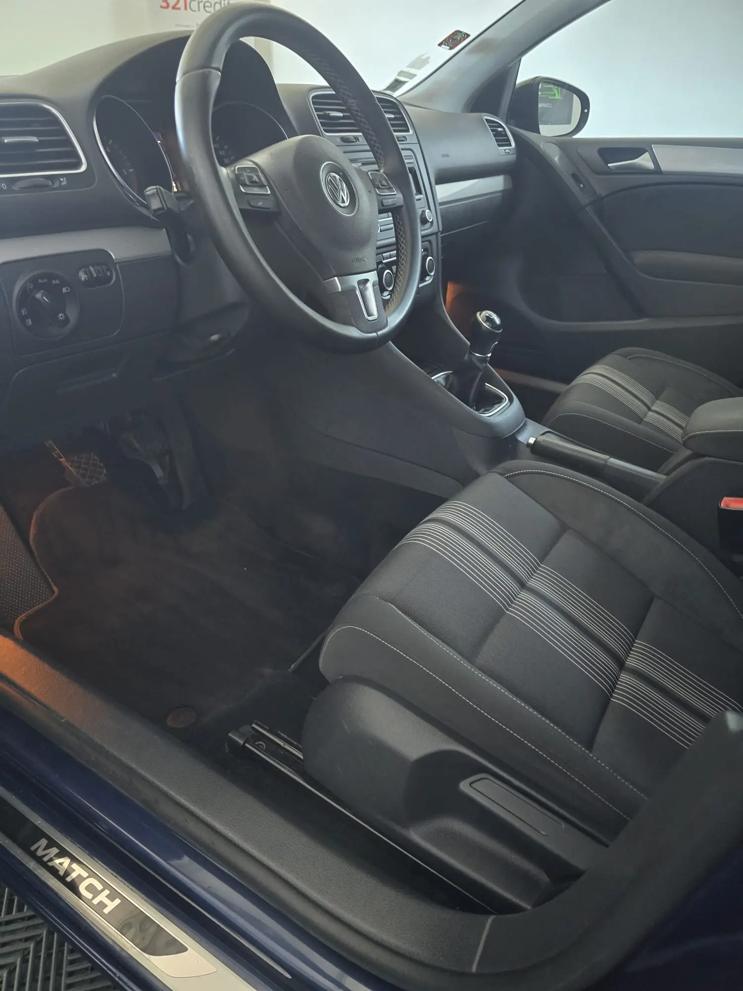 Volkswagen Golf 1.6 TDi Trendline 10