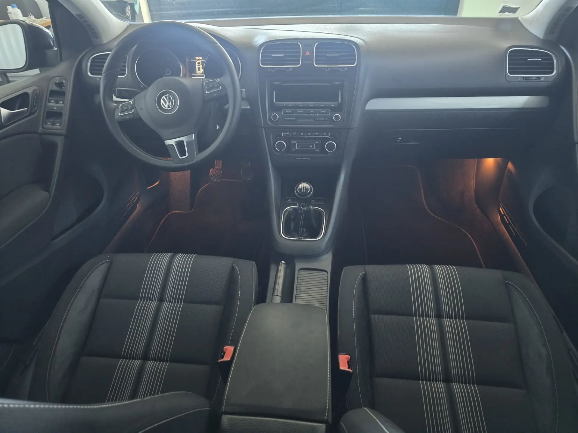 Volkswagen Golf 1.6 TDi Trendline 5