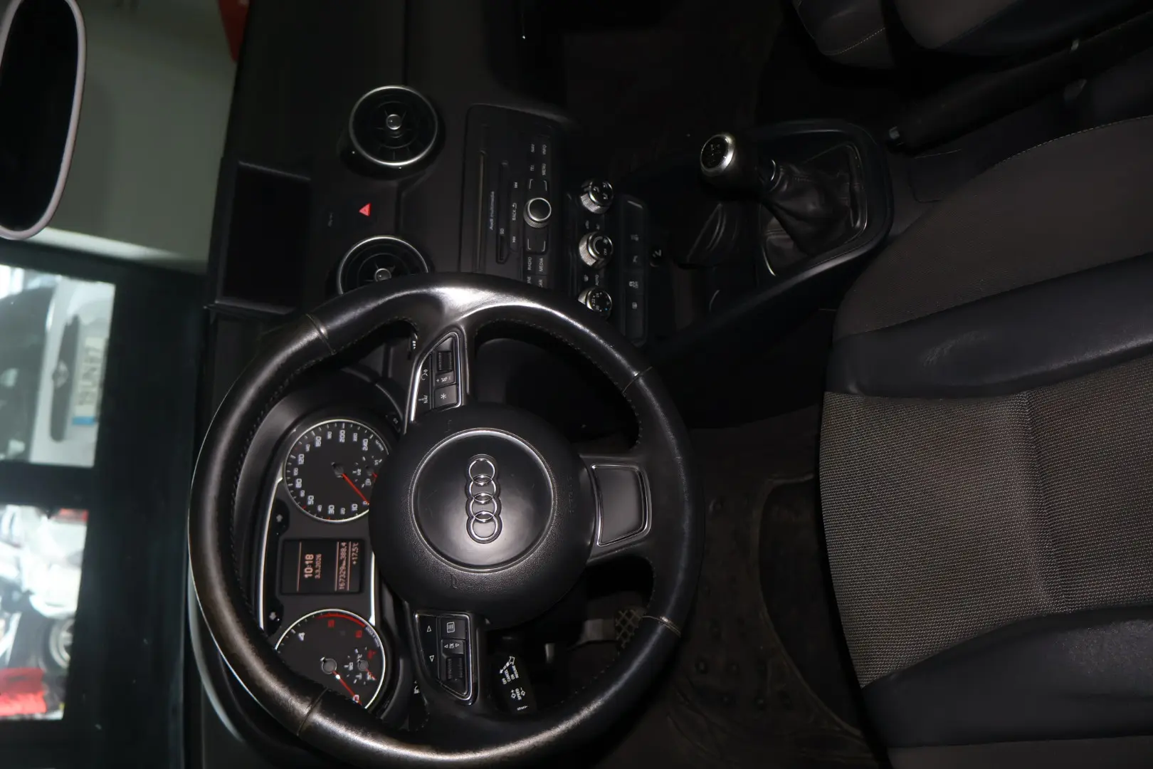 Audi A1 1.6 TDI Advance 9