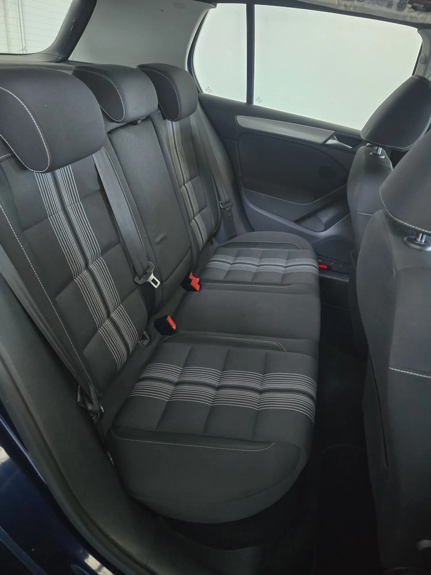 Volkswagen Golf 1.6 TDi Trendline 8