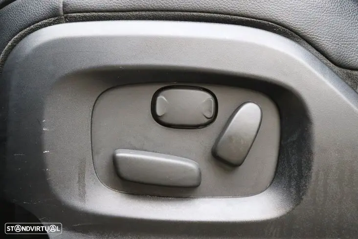 Land Rover Range Rover Evoque 2.2 TD4 Pure Auto 27