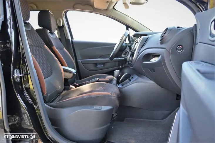 Renault Captur 1.2 TCe Initiale Paris EDC 18