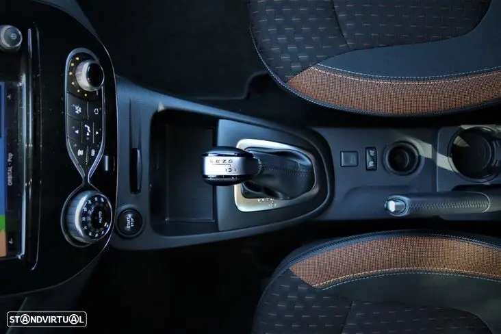 Renault Captur 1.2 TCe Initiale Paris EDC 16