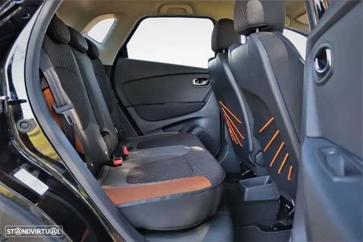 Renault Captur 1.2 TCe Initiale Paris EDC 21