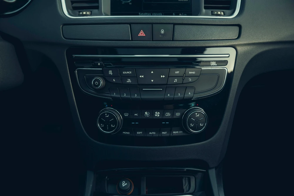 Peugeot 508 RXH 2.0 HDi Hybrid4 Limited Edition 2-Tronic 19
