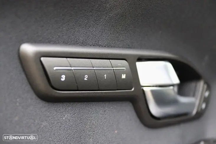 Land Rover Range Rover Evoque 2.2 TD4 Pure Auto 6