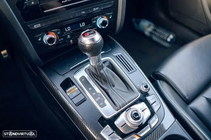 Audi RS4 Avant 4.2 FSi quattro S tronic 5