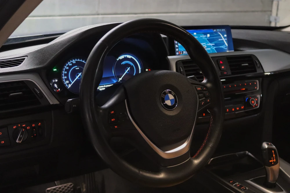 BMW 320 d Touring ED Line Sport Auto 25