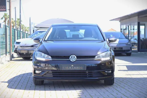 Volkswagen Golf 1.0 TSI Life 2