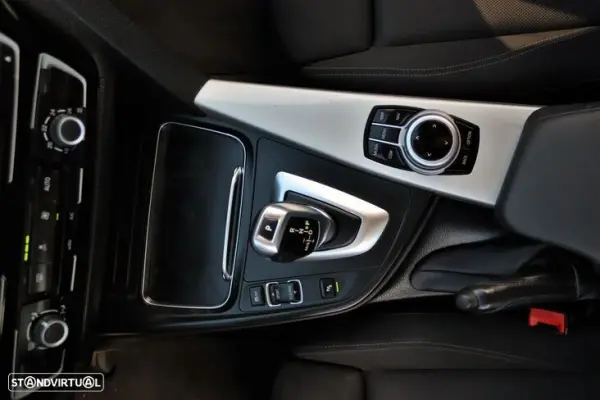 BMW 318 d Touring Advantage Auto 5